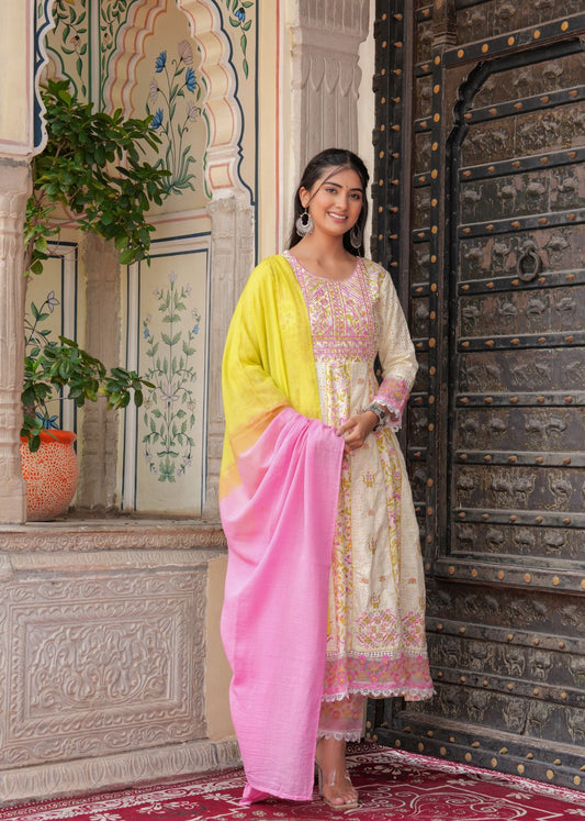 Women  Kurta Pant Dupatta Set