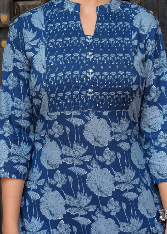 Women Rayon Cambric Kurti Set, Straight Style V-Neck Embroidery On Neck with Straight Pants