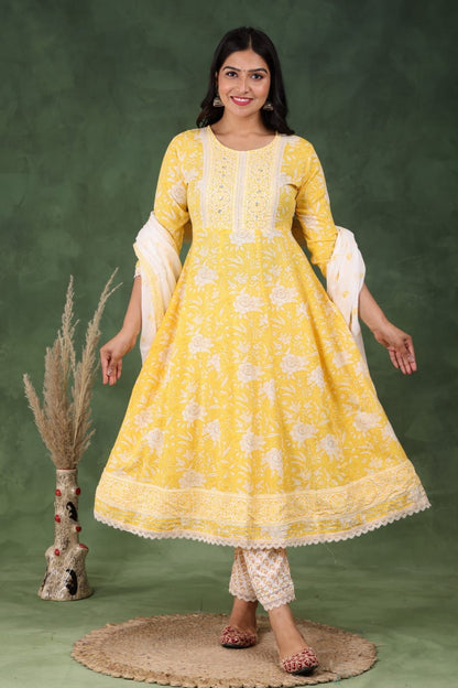 Women Viscose Rayon Kurta Pant Dupatta Set