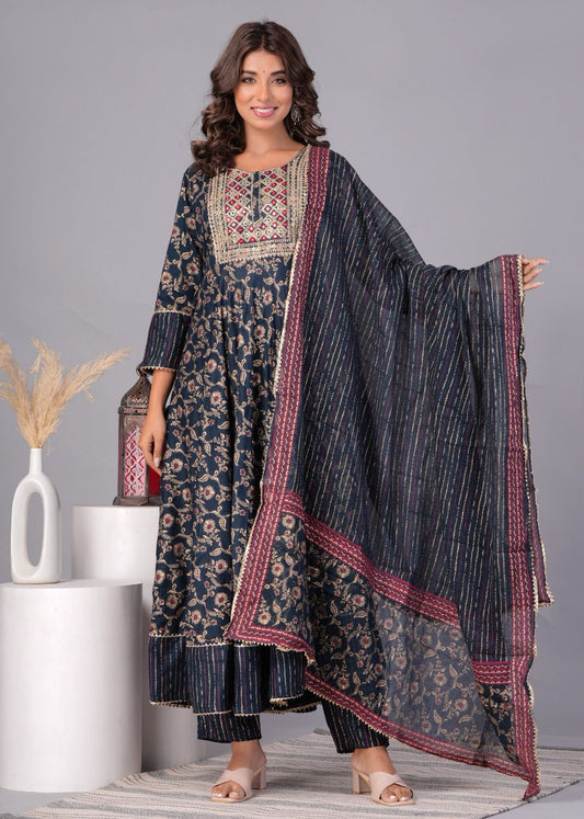 Women Viscose Rayon Kurta Pant Dupatta Set